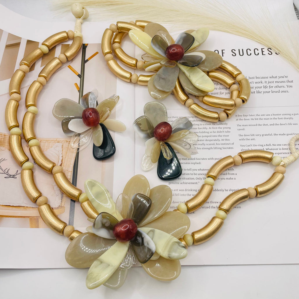 JI JOYA VENTA AL POR MAYOR,Traje con estilo de flores grandes exagerado y de moda.