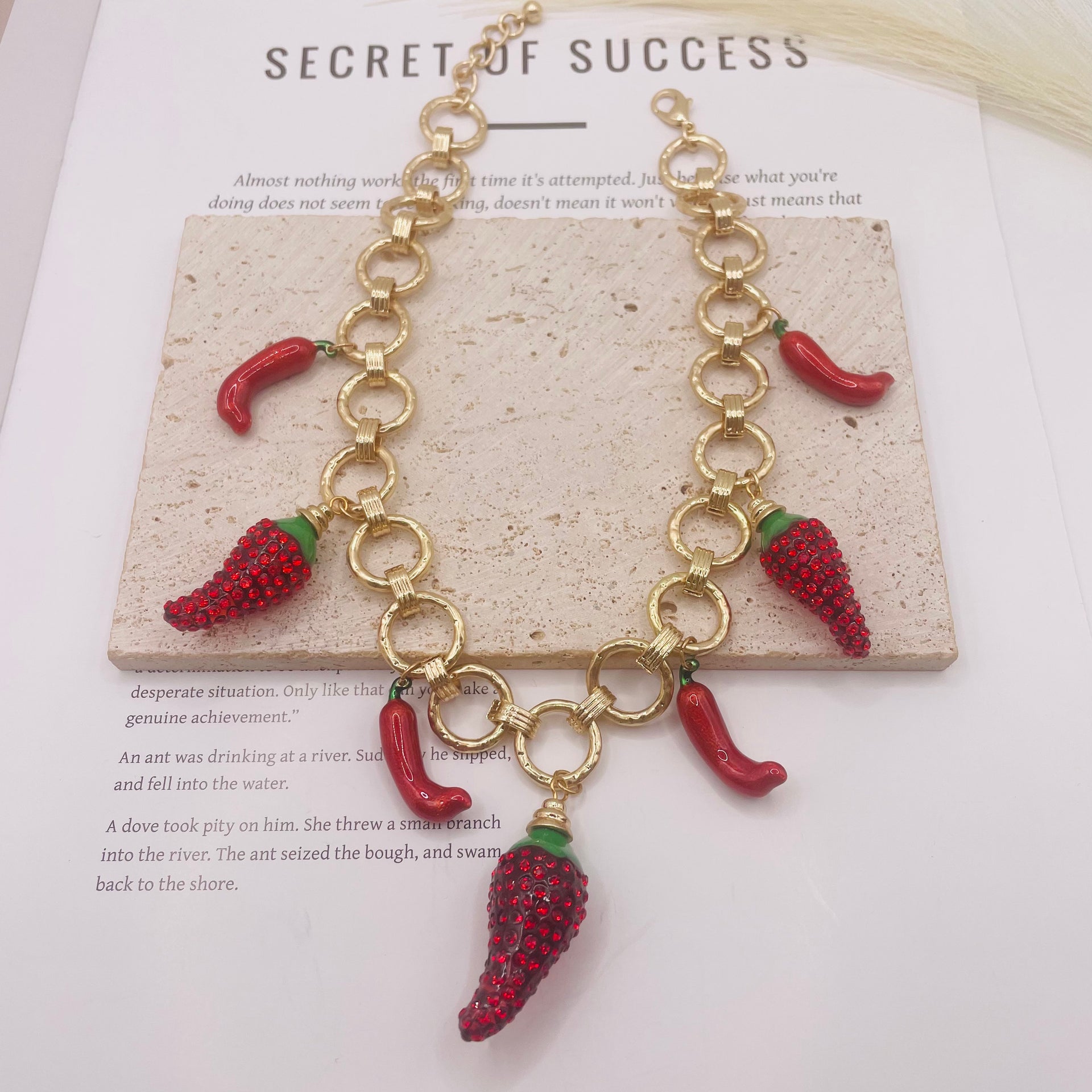 JI JOYA VENTA AL POR MAYOR,Collar y pendientes serie Chili, dos collares de diferentes longitudes disponibles.